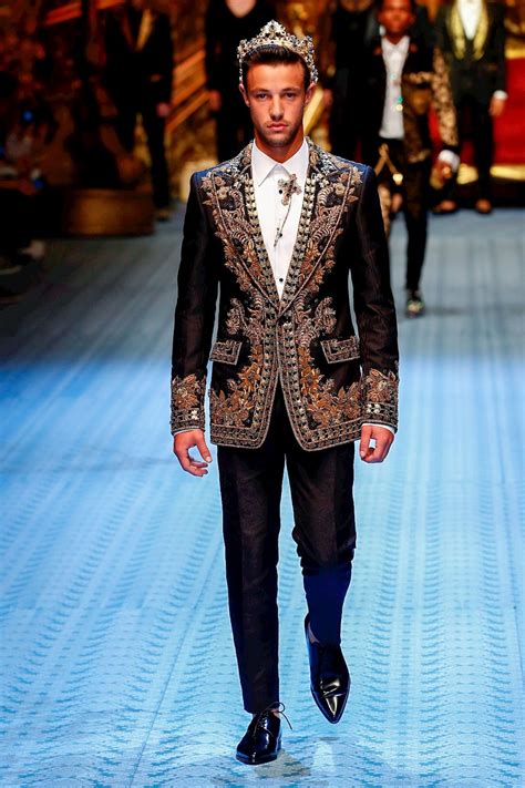 dolce gabbana mens sweat suit|farfetch dolce and gabbana suit.